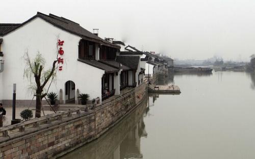 三大消息:菲主打一个听劝!拜登能否信守承诺?中美军事合作会晤